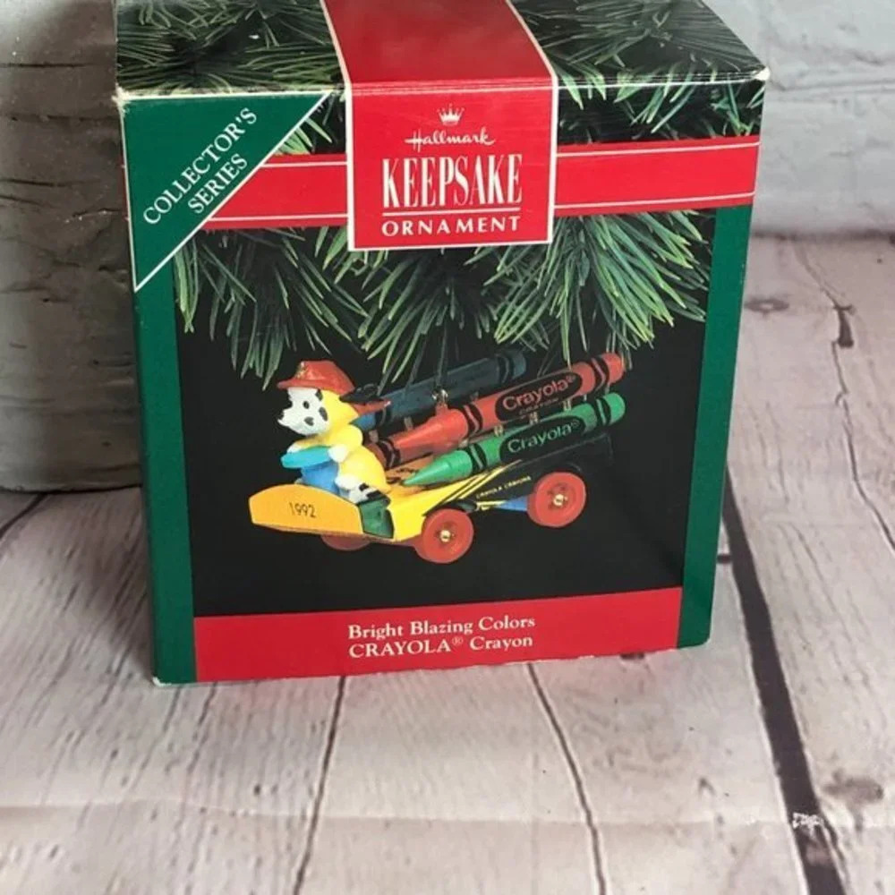 Hallmark keepsake vintage 1992 Bright Blazing colors ornament